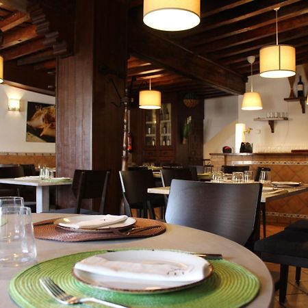 Hotel La Villa Requena Kültér fotó