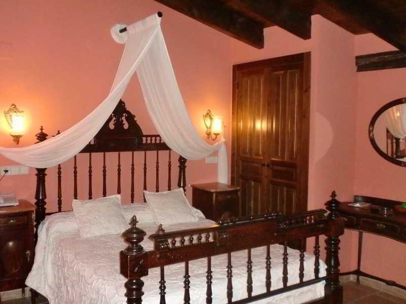 Hotel La Villa Requena Kültér fotó